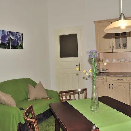 Apriory Apartmants Sas