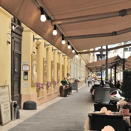 Apriory Apartmants Sas Budapest