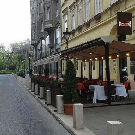 Apartment Apriory Apartmants Sas Budapest