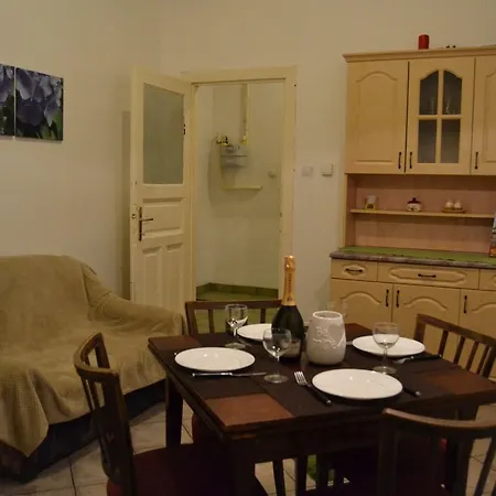 Apriory Apartmants Sas * Budapest
